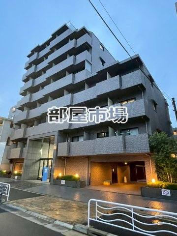 ルーブル清澄白河参番館の外観
