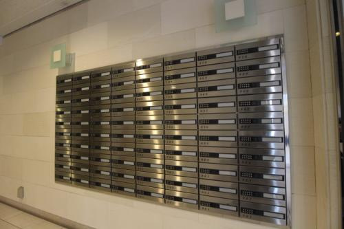 福岡市博多区山王２丁目の賃貸マンションのロビー