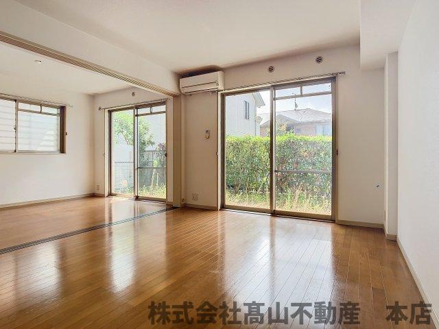 宗像市くりえいと２丁目の賃貸マンションの内装
