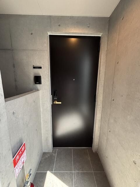 レピュア落合南長崎駅前の玄関