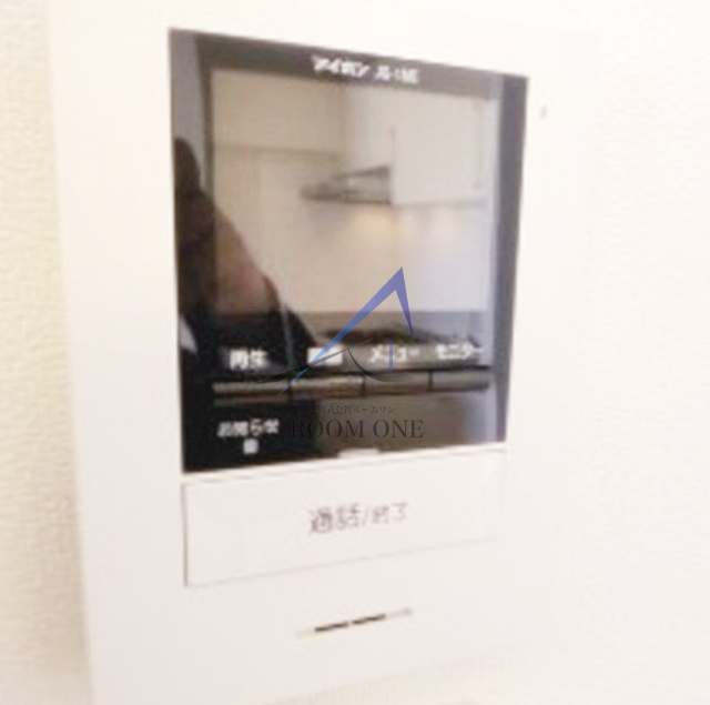 牛込ハイマンションのセキュリティ|モニター付きインターホンです。