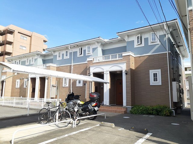 プリムローズ　泉宮　Ｂの外観