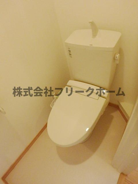 武蔵野市吉祥寺本町４丁目のアパートのトイレ