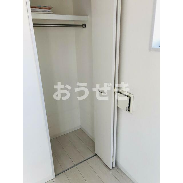 シュガール戸部の玄関