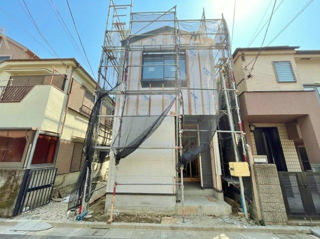 練馬区貫井3丁目 限定1棟の外観|今人気のコンパクト住宅で豊かな暮らし
家事や動線がラク・維持費が安い・個性的に暮らせる、など
魅力的な点がたくさんございます