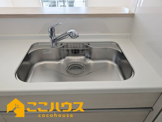 糸満市兼城第4　新築戸建て　全3棟　3号棟の設備|洗い物のしやすいワイドシンク
