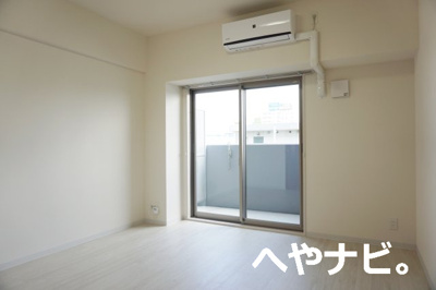 【寝室】 | メイプル岩塚本通 | ★洋室