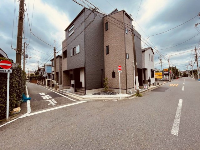 【外観】 | 杉並区南荻窪１丁目　新築戸建て | 落ち着いた佇まいが住まいの品格を感じさせる一邸です