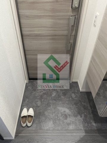 ナナラ緑町の玄関