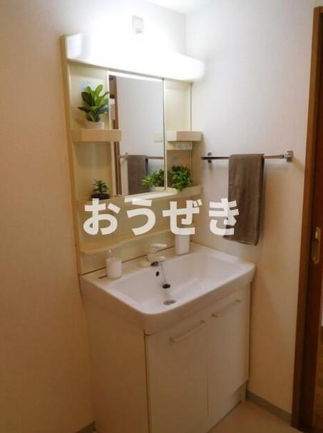 ルリエ横浜長者町の独立洗面台|※同仕様参考写真