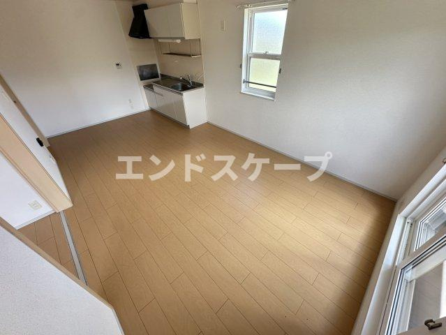 リュブミラーカ　Ⅲの居間・リビング|高崎、前橋のお部屋探しはエンドスケープまで！お客様の理想お聞かせ下さい♪