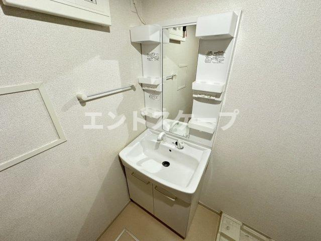 リュブミラーカ　Ⅲの洗面所|高崎、前橋のお部屋探しはエンドスケープまで！お客様の理想お聞かせ下さい♪