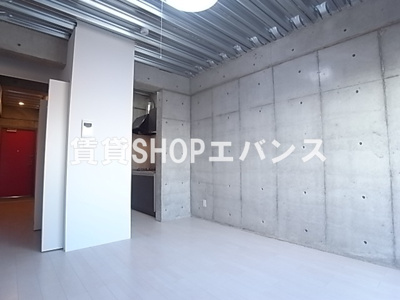 【寝室】 | プエルタデルソル | 広くて明るい寝室