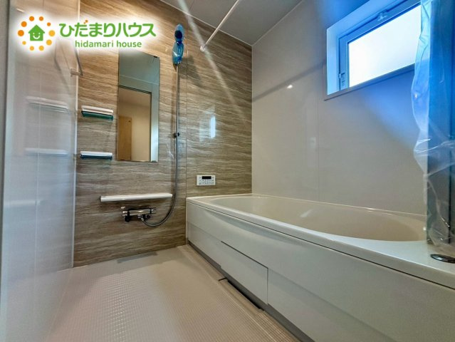 上尾市原市15期　新築戸建　ブルーミング01の浴室