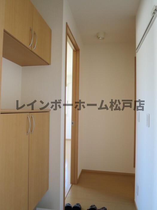 仲介手数料（賃料の1.10ヵ月）の50％OFF対象物件！の玄関
