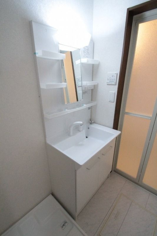 サンライト行徳 の独立洗面台