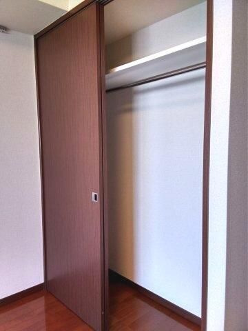 スカイコート池袋西壱番館の収納
