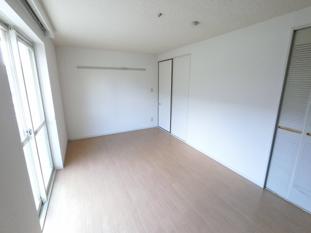 【洋室】 | グランドサン　伍番館