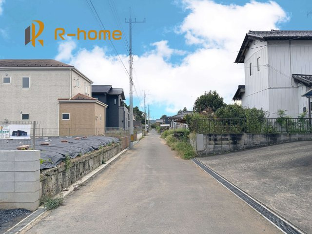 第3石岡市山崎　新築戸建て　1号棟の前面道路含む現地写真|堂々！建物完成♪実際のお部屋をご見学可能です♪
ご見学が一番の資料！お気軽にお問い合わせ下さい♪