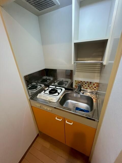 上野イーストのキッチン