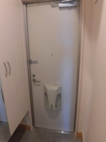 セジュール本妙寺の玄関