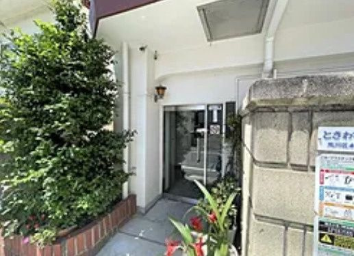 ときわマンションのエントランス
