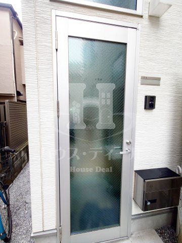 【玄関】 | ブランシエ | 明るい玄関です