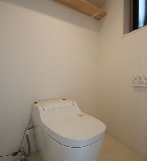 ＩＬ　ＲＯＳＳＯ町屋のトイレ