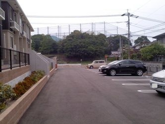 ブリッサ油山　Ａの駐車場