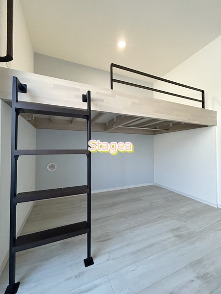 KEIAI RESIDENCE 東大宮の居間・リビング