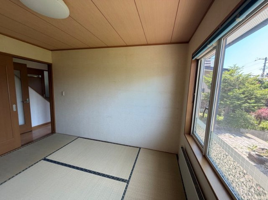北見市美芳町６丁目１番地１１　中古売家の和室