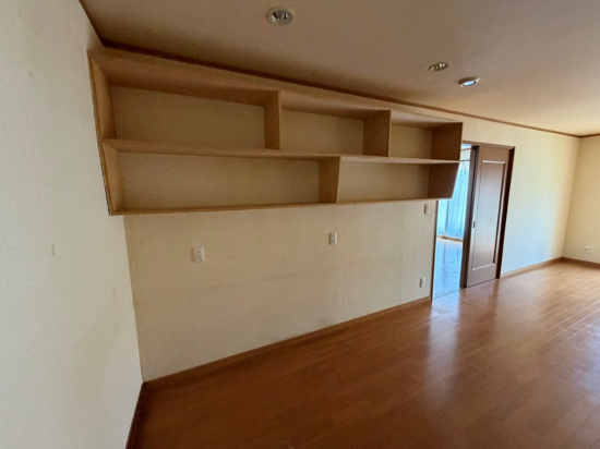 北見市美芳町６丁目１番地１１　中古売家の収納