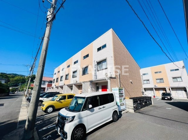 modern palazzo 戸石Ｅの外観