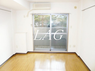 【居間・リビング】 | スチューデントパーク府中 | 洋室のお部屋です。
