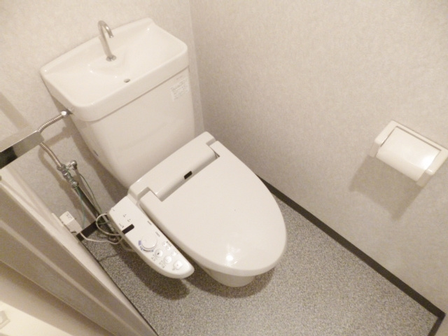 グランドール神谷のトイレ|ウォシュレット付のおトイレです