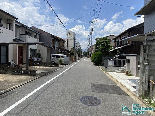 大将軍一条町 建築条件付 土地の前面道路含む現地写真