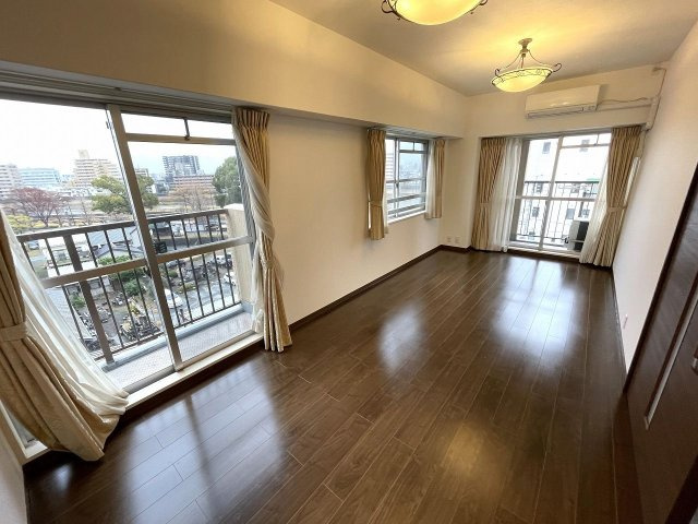 エクシーマンション米屋の内装