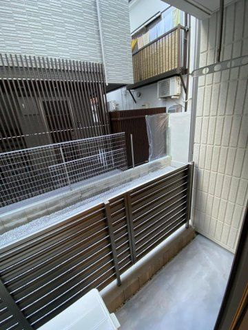 ニューリージェンシーのバルコニー