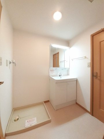 ロジュマン国分寺３の洗面所