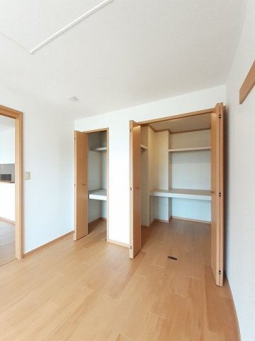 ロジュマン国分寺３の収納