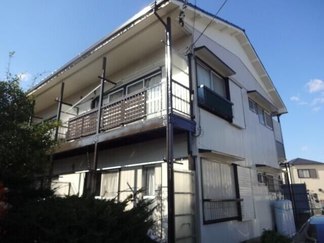 若草荘の外観