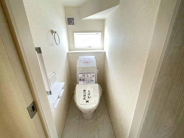 藤岡市下大塚（全1棟）1号棟のトイレ|建物完成済みでございます。お部屋のご内覧可能でございます。お気軽にお問合せ下さいませ(^▽^)/