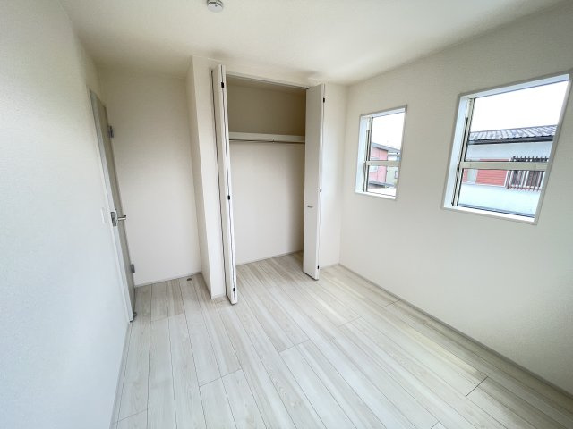 藤岡市下大塚（全1棟）1号棟の洋室|建物完成済みでございます。お部屋のご内覧可能でございます。お気軽にお問合せ下さいませ(^▽^)/
