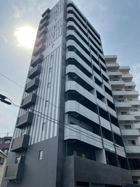 スクエアシティ三ノ輪の外観