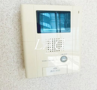 【セキュリティ】 | ロワジール三軒茶屋 | モニター付インターホンです。