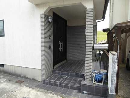 安佐北区可部南１丁目の玄関