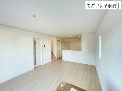 【居間・リビング】 | CRADLE GARDEN行田市桜町 第5　新築住宅 | 現地(2026年10月撮影)