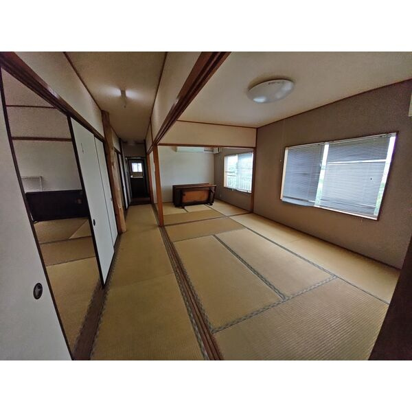 豊田市伊保町向山のロビー