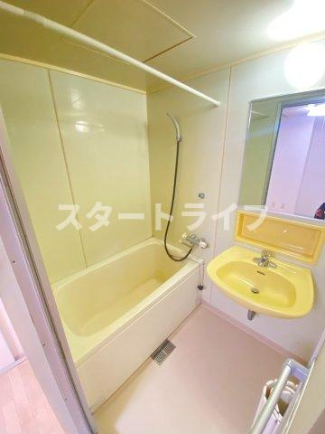 大阪市東淀川区西淡路１丁目の賃貸マンションの浴室
