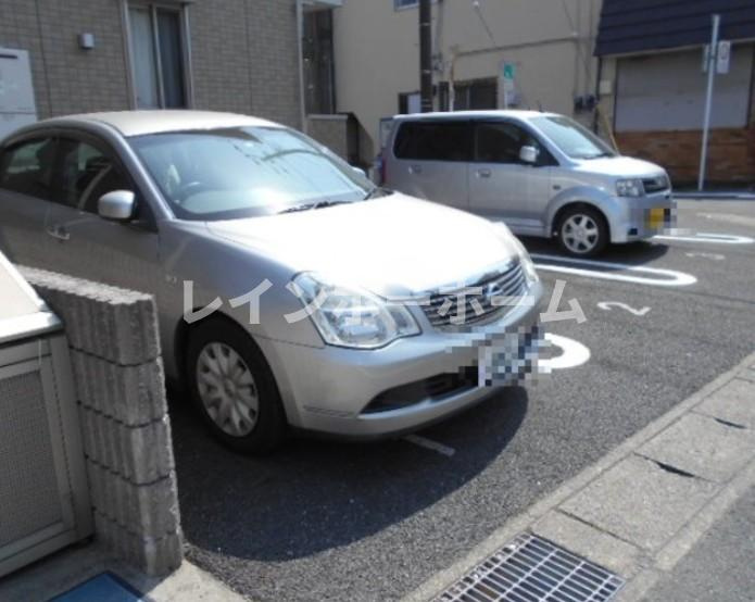 メゾンベール仲介手数料（賃料の1.10ヵ月）の50％OFF対象物件！の駐車場|駐車場があります